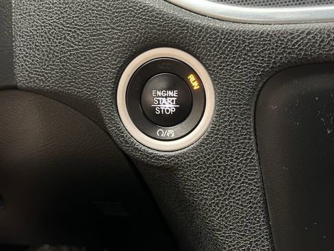 Used 2017 Dodge Charger SXT image 20