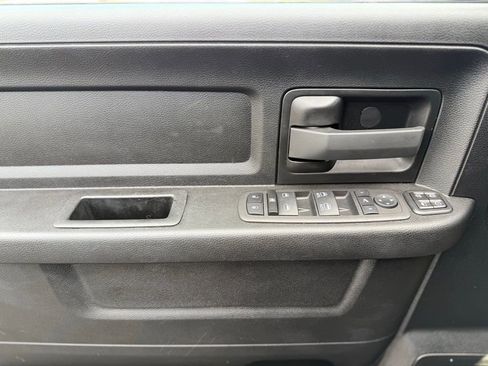 Used 2024 RAM 3500 Tradesman w/ Chrome Appearance Group image 15