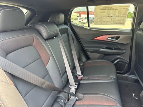 New 2025 Chevrolet Equinox EV RS image 16