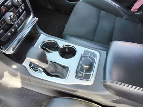Used 2019 Jeep Grand Cherokee SRT AWD/4WD image 18