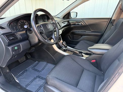 Used 2013 Honda Accord Sport image 11