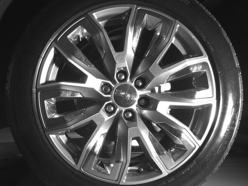 Used 2024 GMC Sierra 1500 Denali w/ Denali Reserve Package AWD/4WD image 9