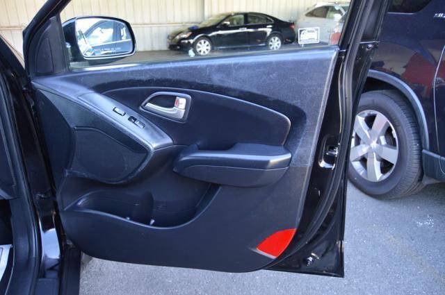 Used 2012 Hyundai Tucson GLS AWD/4WD image 28
