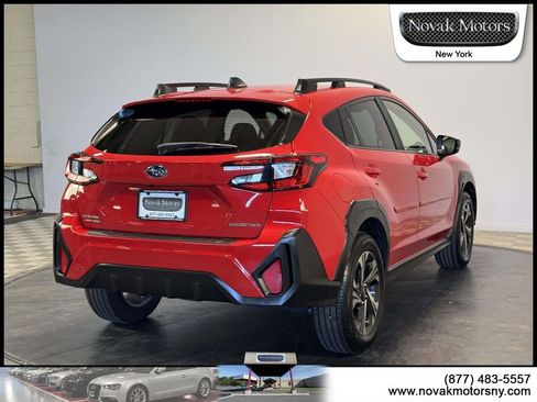 Used 2024 Subaru Crosstrek 2.0i Premium AWD/4WD image 12