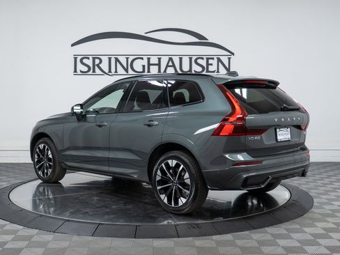 New 2026 Volvo XC60 B5 Plus w/ Climate Package image 7
