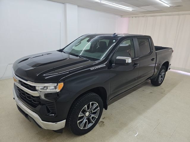 Used 2023 Chevrolet Silverado 1500 LT AWD/4WD image 28