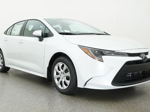 New 2026 Toyota Corolla LE FWD image 29