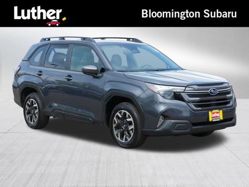 Certified 2025 Subaru Forester Premium AWD/4WD image 1