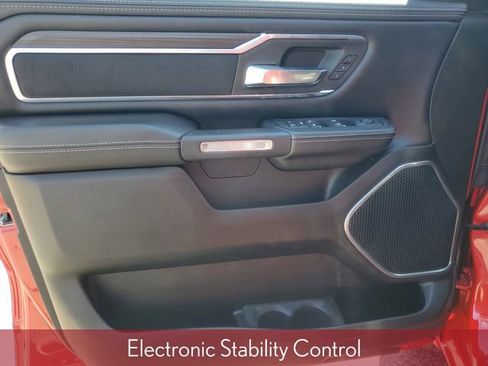 Used 2025 RAM 1500 Laramie image 12