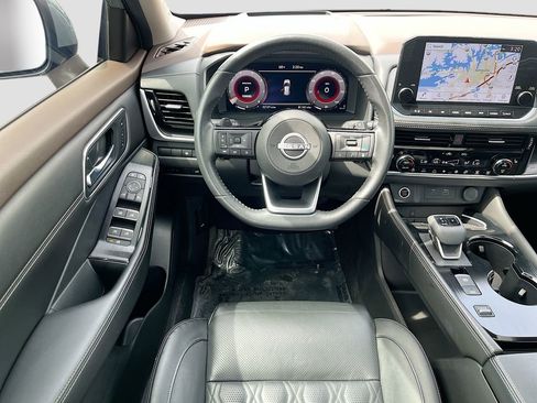 Used 2023 Nissan Rogue Platinum w/ Platinum Premium Package FWD image 29