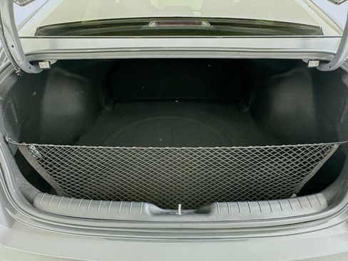 Used 2025 Hyundai Elantra Sport FWD image 25