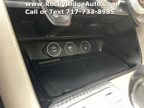 Used 2023 Genesis G70 3.3T w/ Sport Advanced Package image 19