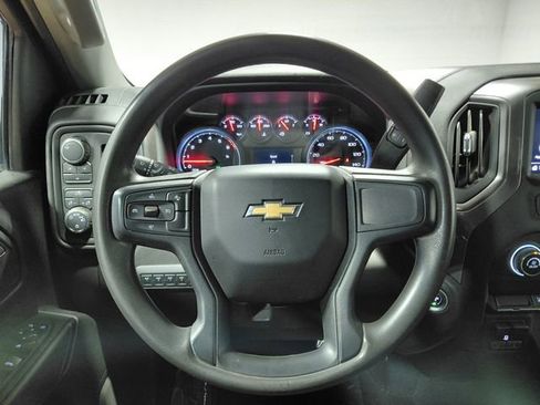 Used 2024 Chevrolet Silverado 2500 Custom w/ Custom Convenience Package AWD/4WD image 31