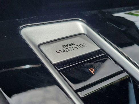 Used 2025 Volkswagen Atlas Cross Sport SEL Premium R-Line image 34