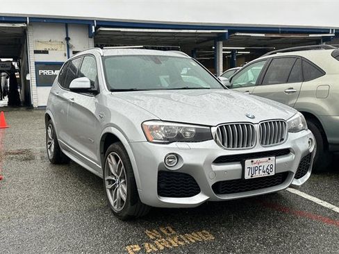 Used 2017 BMW X3 xDrive28i image 2