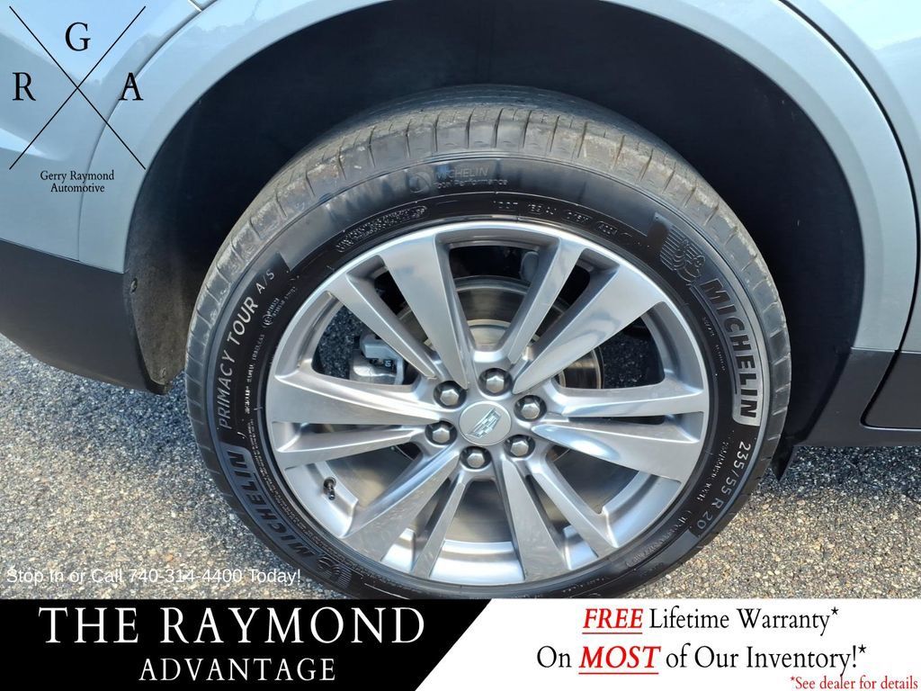 Used 2025 Cadillac XT5 Premium Luxury AWD/4WD image 24