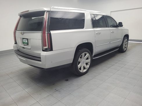 Used 2018 Cadillac Escalade ESV Luxury RWD image 9
