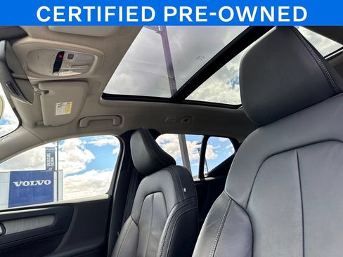Used 2023 Volvo XC40 B5 Plus w/ Protection Package Premier AWD/4WD image 14