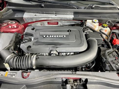 Used 2019 Cadillac XT4 Premium Luxury w/ Technology Package image 27