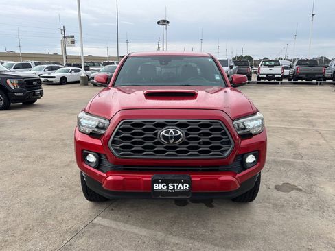 Used 2020 Toyota Tacoma TRD Sport image 9