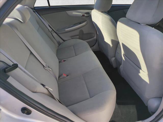 Used 2012 Toyota Corolla LE FWD image 18