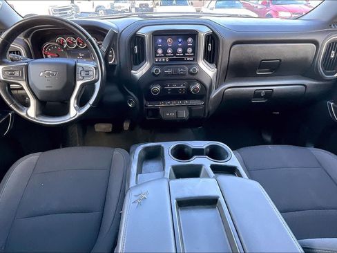 Used 2020 Chevrolet Silverado 1500 LT Trail Boss AWD/4WD image 10