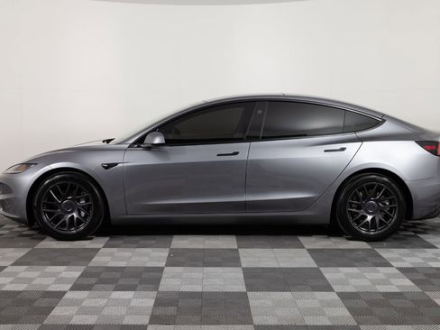 Used 2025 Tesla Model 3 Long Range AWD/4WD image 3