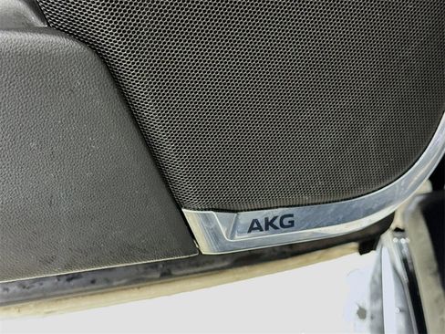 Used 2021 Cadillac Escalade Sport Platinum w/ LPO, ONYX Package image 13