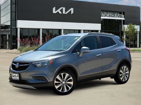 Used 2019 Buick Encore Preferred FWD image 1