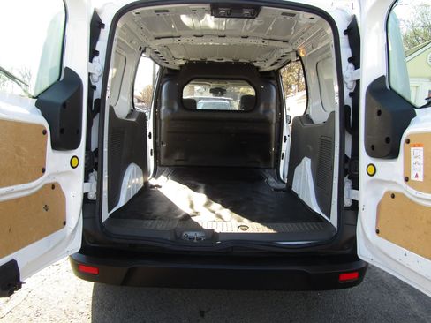 Used 2022 Ford Transit Connect XL FWD image 17