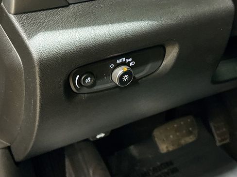 Used 2023 Chevrolet Traverse LT w/ LPO, Floor Liner Package image 10