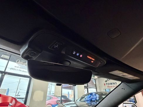 Used 2019 Chevrolet Camaro SS image 55