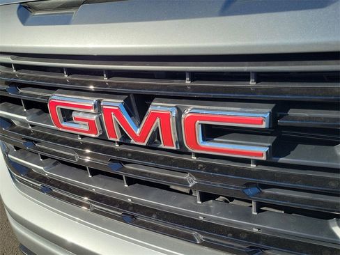 Used 2026 GMC Sierra 1500 Elevation image 30