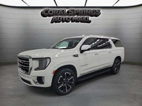 Used 2023 GMC Yukon XL SLT w/ SLT Luxury Package RWD image 3