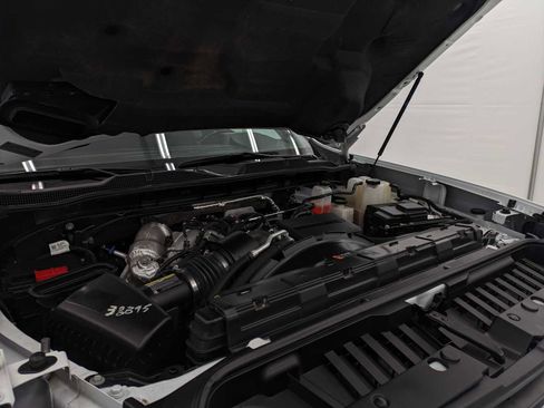 Used 2024 Chevrolet Silverado 3500 LT w/ Convenience Package image 17