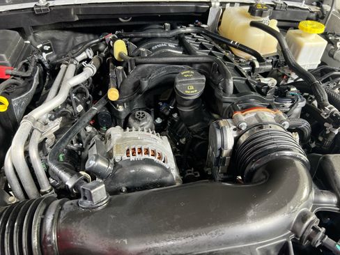 Used 2023 Jeep Gladiator Rubicon w/ LED Lighting Group image 28