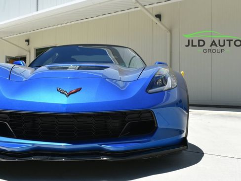 Used 2015 Chevrolet Corvette Z06 w/ 3LZ Preferred Equipment Group RWD image 37