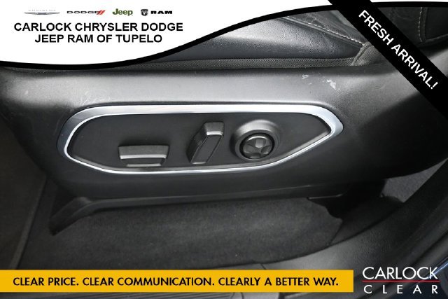 Used 2023 Jeep Wagoneer Series II AWD/4WD image 16