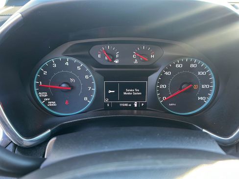 Used 2018 Chevrolet Equinox LT image 32