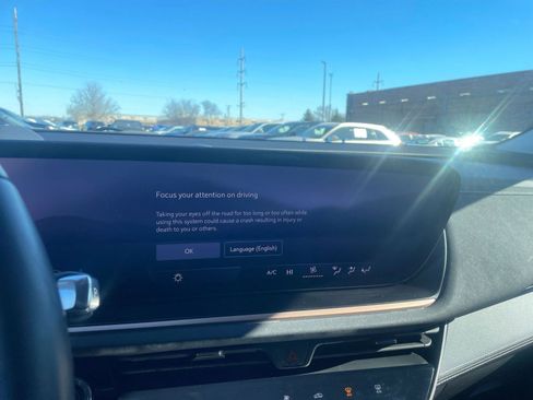 Used 2024 Buick Envision Sport Touring image 20