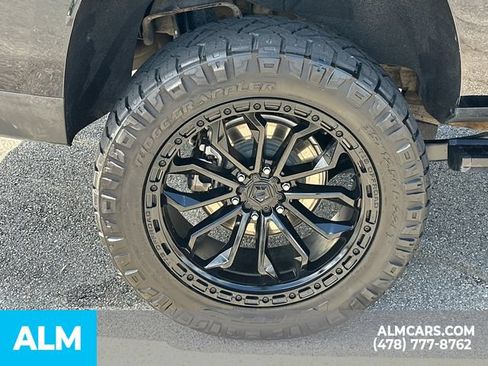 Used 2024 GMC Yukon XL AT4 w/ AT4 Premium Package AWD/4WD image 20