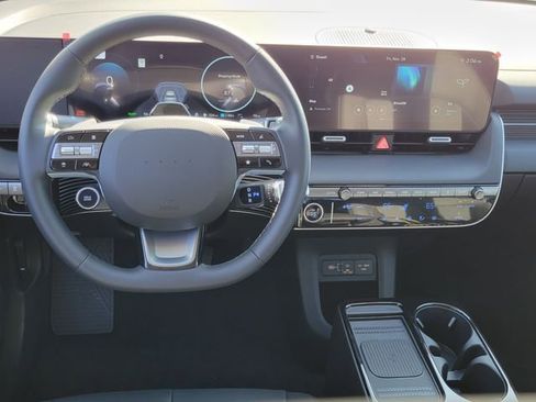New 2026 Hyundai Ioniq 5 SEL image 4