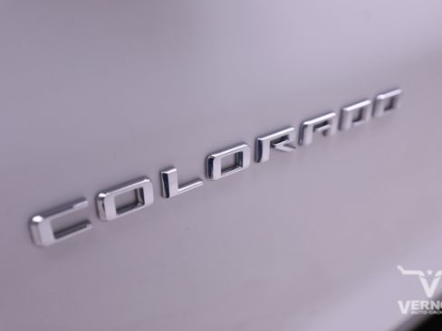 Used 2024 Chevrolet Colorado LT w/ LT Convenience Package image 33