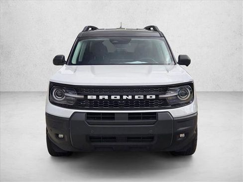 Used 2025 Ford Bronco Sport Outer Banks w/ Outer Banks Tech Package+ image 2
