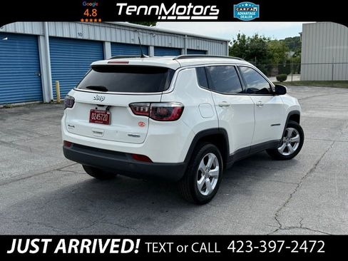 Used 2019 Jeep Compass Latitude w/ Popular Equipment Group AWD/4WD image 5
