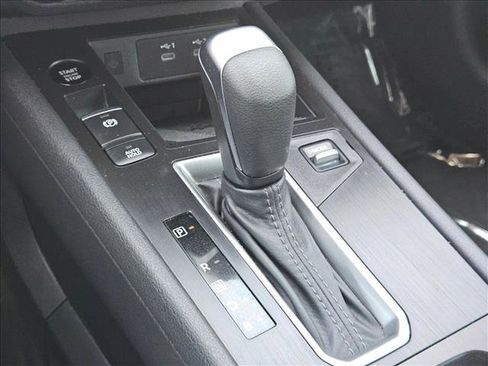Used 2026 Nissan Kicks SV FWD image 15