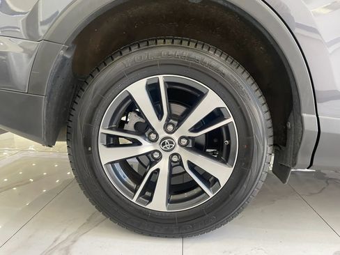 Used 2016 Toyota RAV4 XLE AWD/4WD image 28