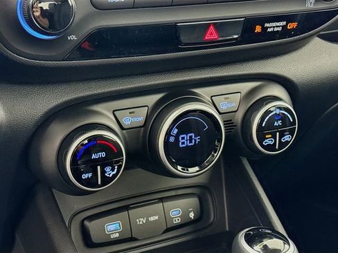 New 2026 Hyundai Venue SEL FWD image 24