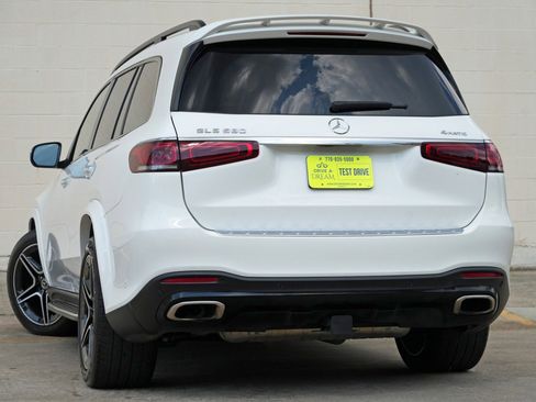 Used 2023 Mercedes-Benz GLS 580 4MATIC image 6