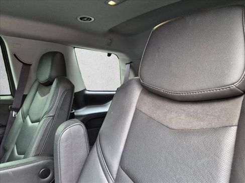 Used 2016 Cadillac Escalade Premium AWD/4WD image 18